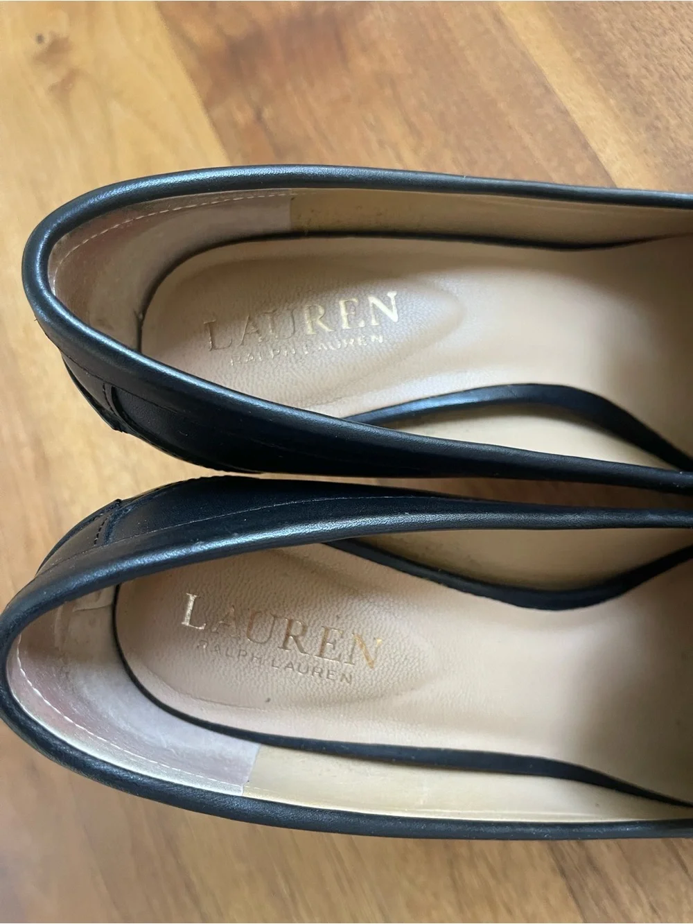 Ralph Lauren Black Leather Chain-Trim Pump 8
